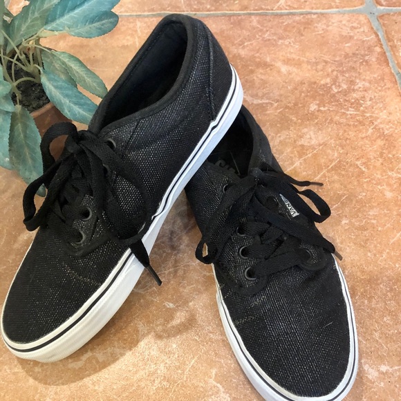 Vans Shoes - Vans size 7.5